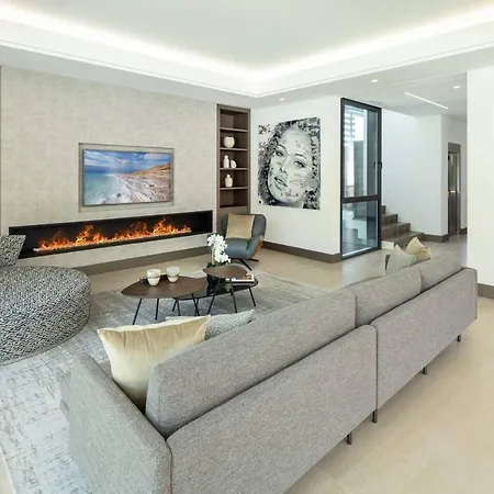 Appartamento Newly Built 6 Bdrm Luxury In Nueva Andalucia *